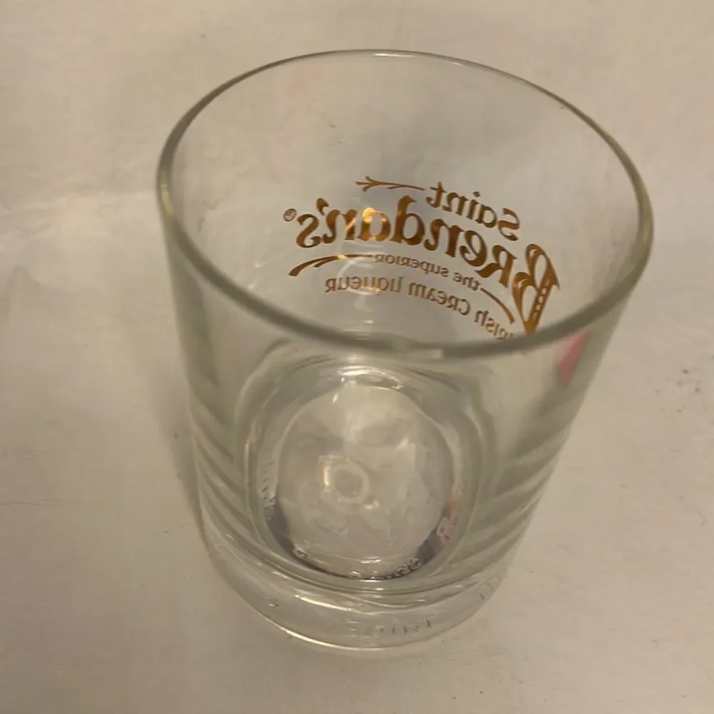 Saint Brendan’s Irish Cream Liqueur 8 Oz Superior 2 1/2 In Round Set 2